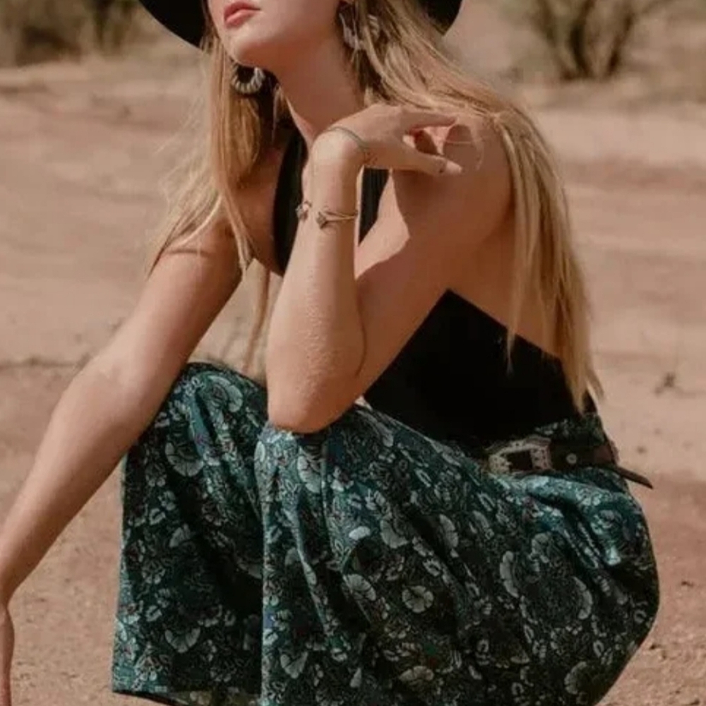 NWT Band Of The Free Size Medium Blue Green Floral Wide Leg Palazzo Pants Beach